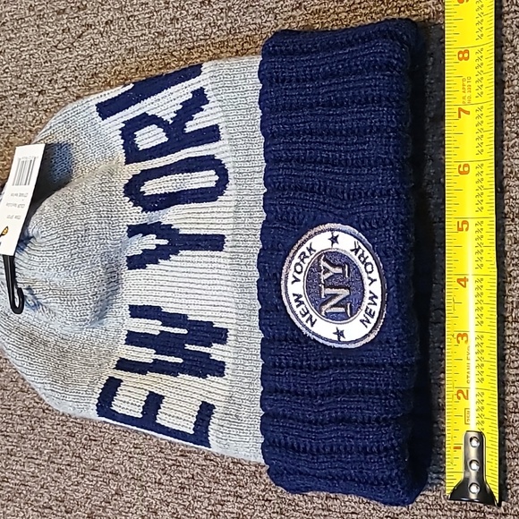 CHOK LIDS / NEW YORK WINTER STOCKING CAP/HAT - Picture 8 of 9